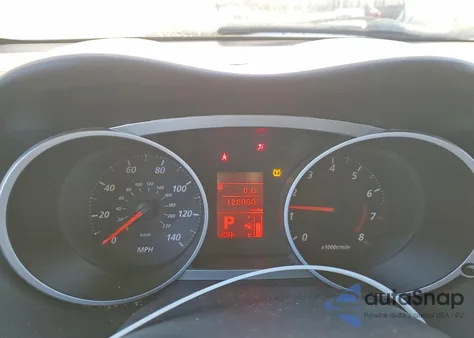 2010 Mitsubishi Outlander Es z USA, uszkodzony, nr VIN JA4AT2AW2AZ002186